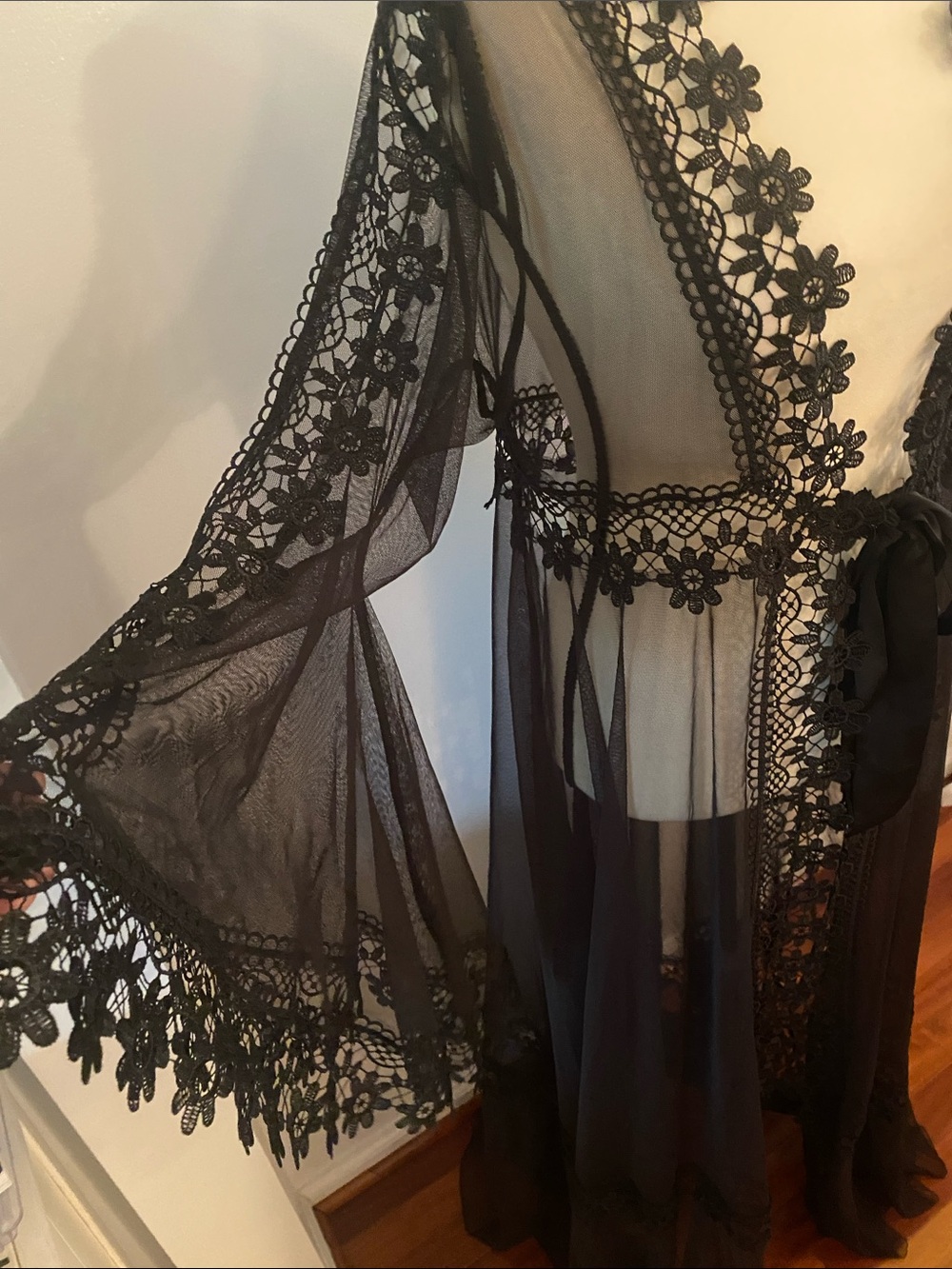 Aug Fitnah black nylon lace open front with tie dress or lingerie piece - Picture 3 of 11